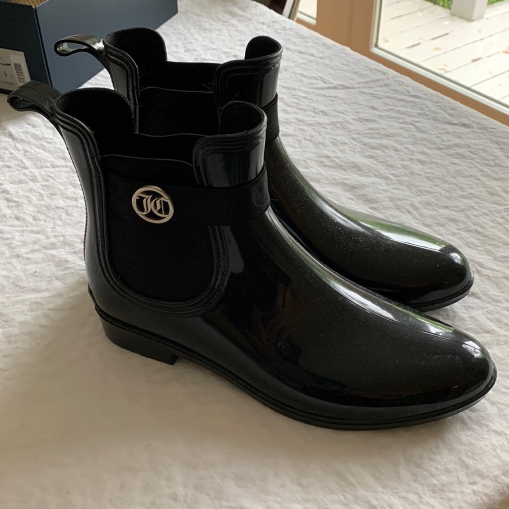 Juicy Couture Black Slip one boots